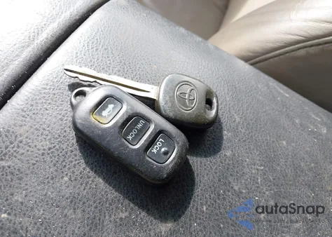 2003 Toyota 4Runner Sr5 V8 z USA, uszkodzony, nr VIN JTEZT14R730002485